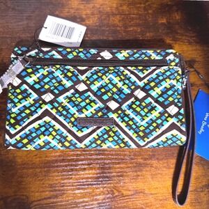 Vera Bradley RFID Zip Wristlet Rain Forest Blue Green Quilted NWT $38